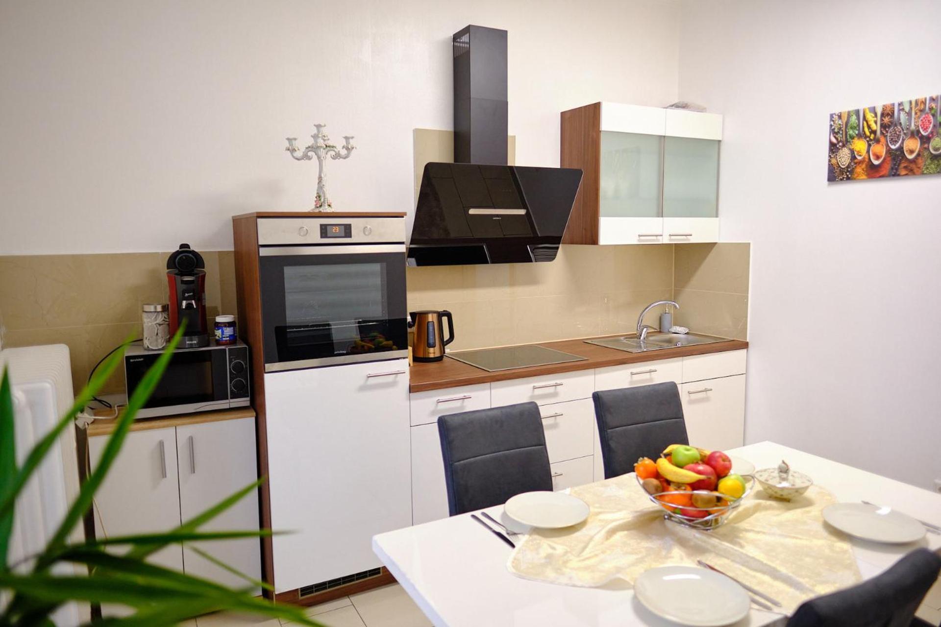 Primetime Suite Fuer 8+Kueche/Wifi Есен Екстериор снимка