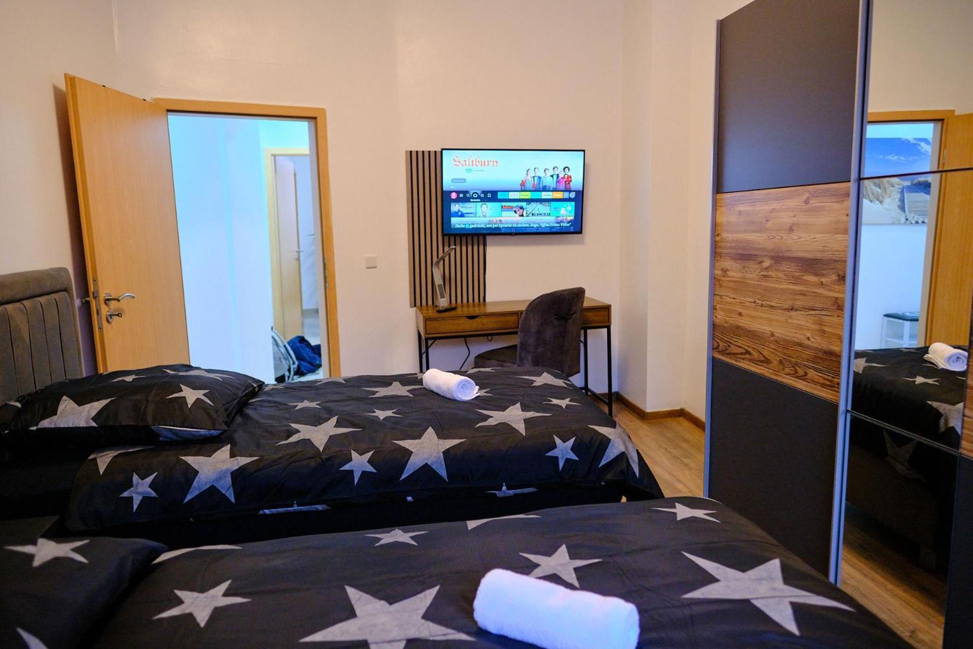 Primetime Suite Fuer 8+Kueche/Wifi Есен Екстериор снимка